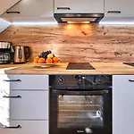 Przy Basenie By Royal Aparts Apartmán *