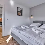 Przy Basenie By Royal Aparts Apartmán Świeradów-Zdrój