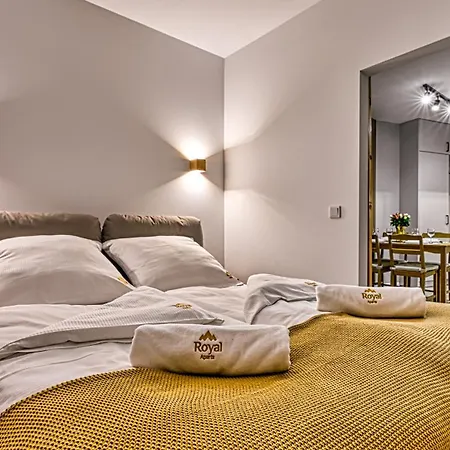 Przy Basenie By Royal Aparts Apartmán *