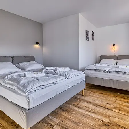 Apartmán Przy Basenie By Royal Aparts