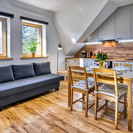 Apartamento Przy Basenie By Royal Aparts