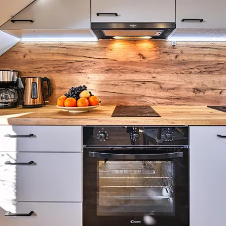 Przy Basenie By Royal Aparts Apartmán *