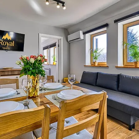 Apartamento Przy Basenie By Royal Aparts *