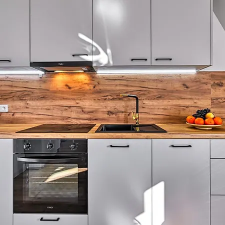 Apartmán Przy Basenie By Royal Aparts *