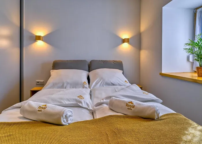 Przy Basenie By Royal Aparts Apartmán *