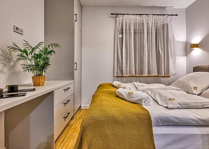 Przy Basenie By Royal Aparts Apartmán