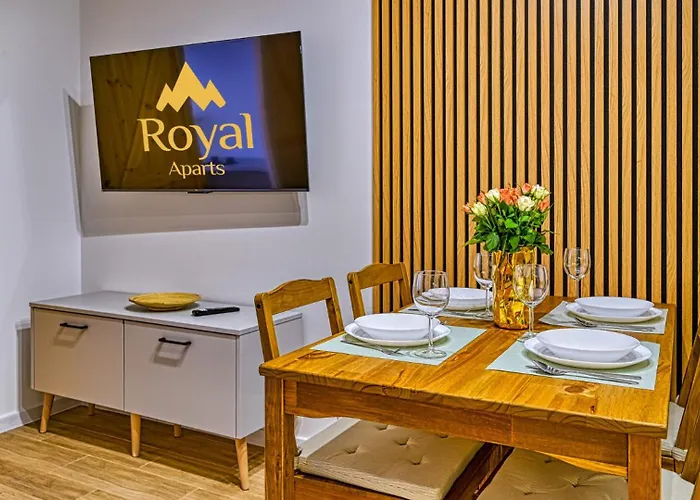 Przy Basenie By Royal Aparts Apartmán *