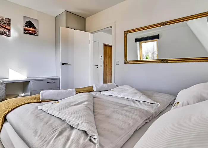 Przy Basenie By Royal Aparts Apartmán